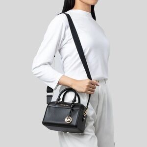 MICHAEL KORS ☆ XS Duffle Bag ☆ Crossbody Strap ☆ NWT